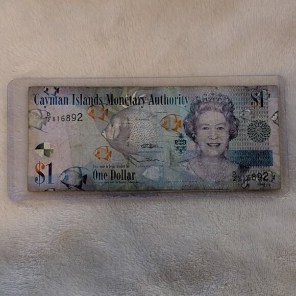 O8 2010 $1 CAYMAN ISLANDS MONETARY AUTHORITY BANK NOTE - Picture 1 of 6